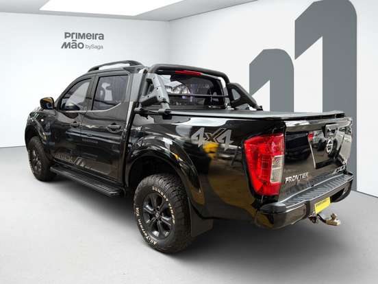 NISSAN-FRONTIER-2021