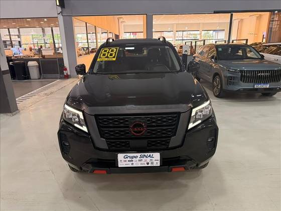 NISSAN FRONTIER 2.3 16V TURBO DIESEL PRO4X CD 4X4 AUTOMÁTICO