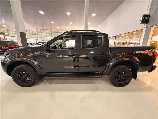 NISSAN-FRONTIER-2023