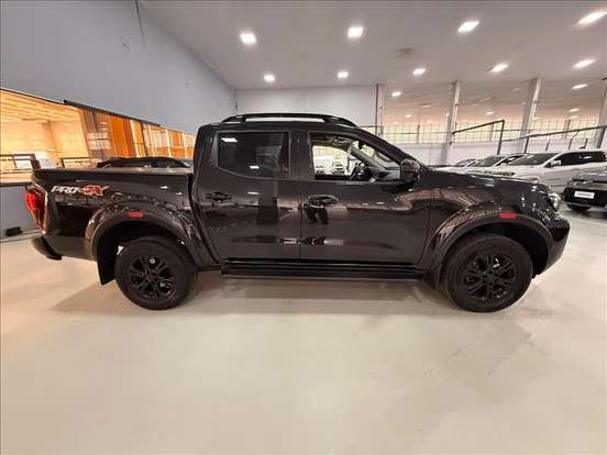 NISSAN-FRONTIER-2023