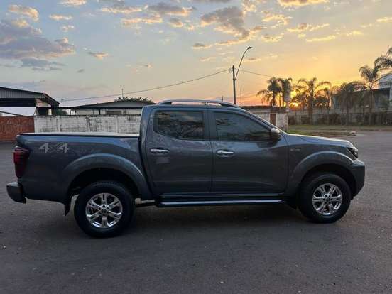 NISSAN-FRONTIER-2023
