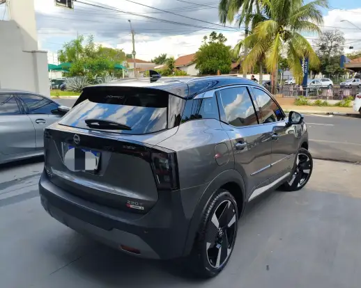 NISSAN-KICKS-2025