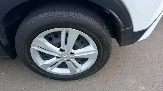 NISSAN-KICKS-2024