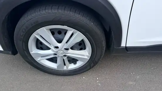 NISSAN-KICKS-2024