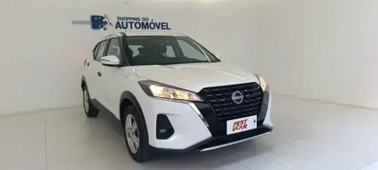 NISSAN-KICKS-2023