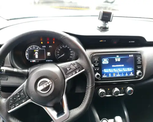 NISSAN-KICKS-2022