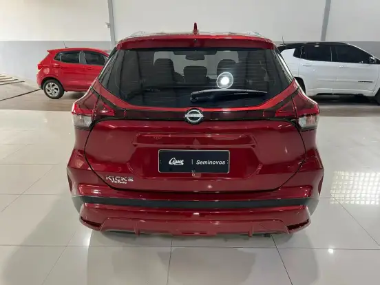 NISSAN-KICKS-2023