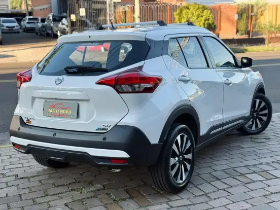 NISSAN-KICKS-1.6 16V FLEXSTART SV 4P XTRONIC NISSAN-KICKS-2017