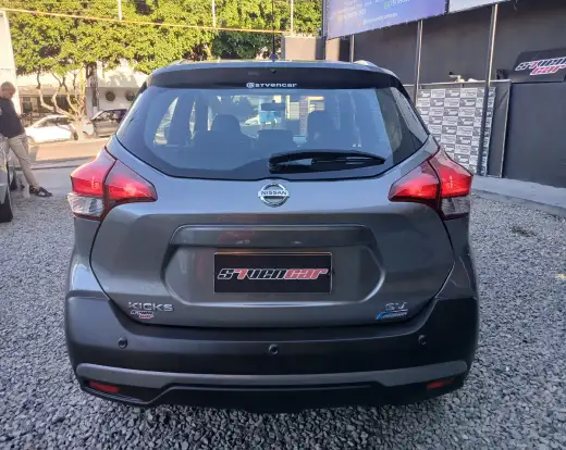 NISSAN-KICKS-2018