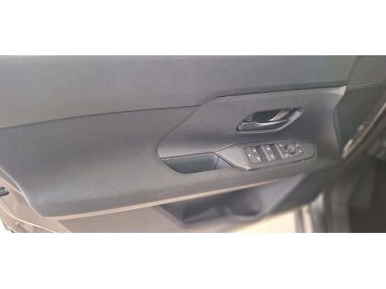 NISSAN-KICKS-2025