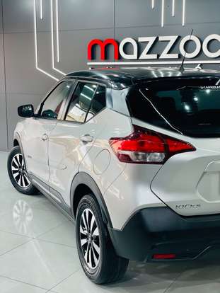 NISSAN-KICKS-2020