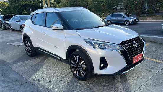 NISSAN-KICKS-2023