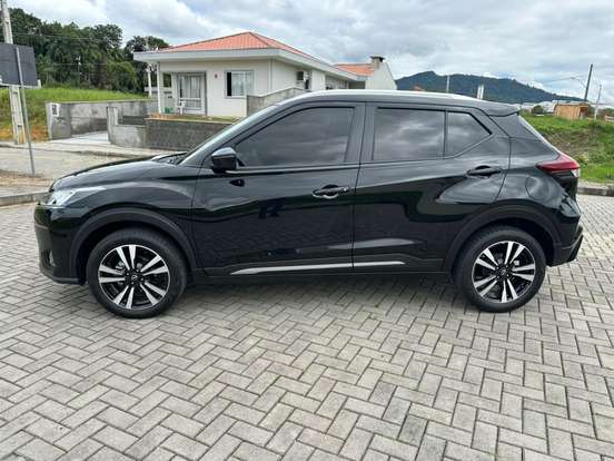 NISSAN-KICKS-2024