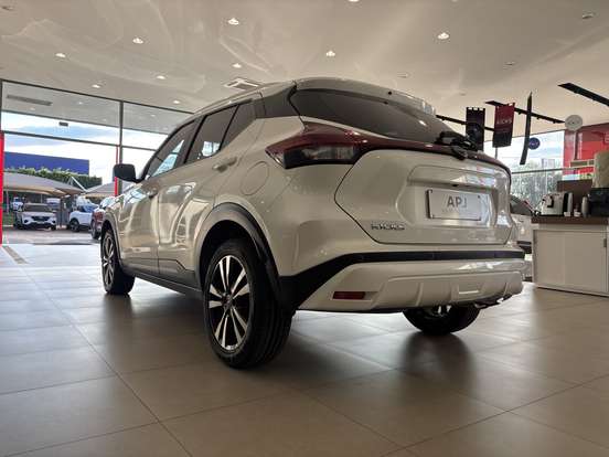 NISSAN-KICKS-2024