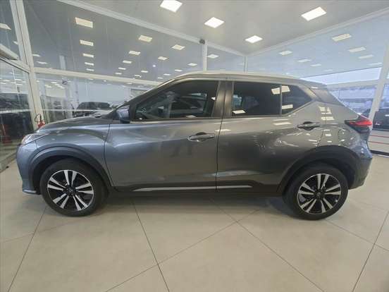 NISSAN-KICKS-2023