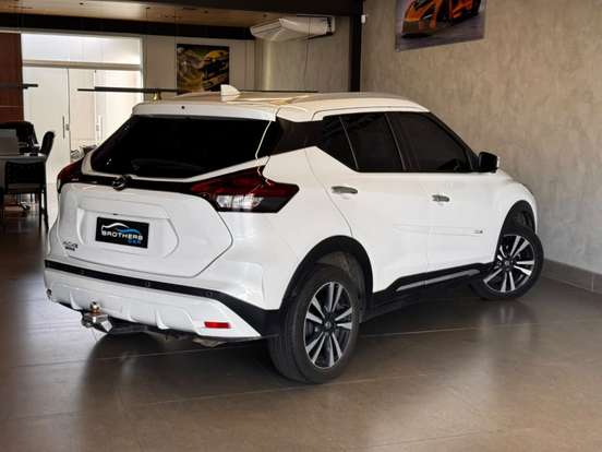 NISSAN-KICKS-2021