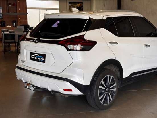 NISSAN-KICKS-2021