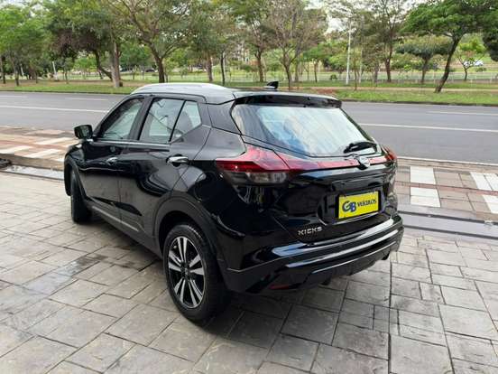 NISSAN-KICKS-2022