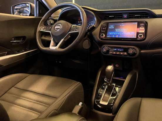 NISSAN-KICKS-2023