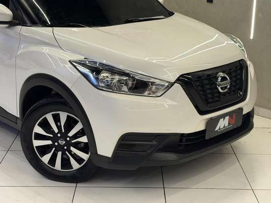 NISSAN-KICKS-2020