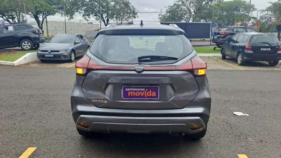 NISSAN-KICKS-2024