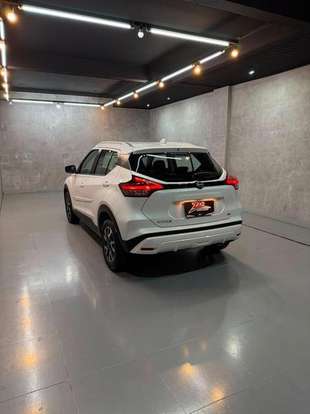 NISSAN-KICKS-2024
