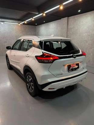 NISSAN-KICKS-2024