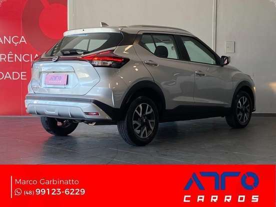 NISSAN-KICKS-2022