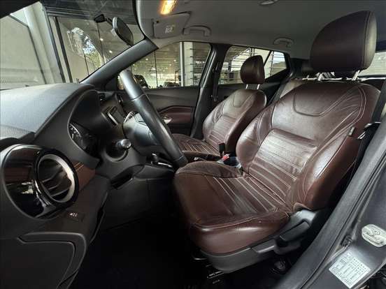 NISSAN-KICKS-2016