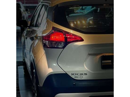 NISSAN-KICKS-1.6 16V FLEXSTART SV 4P XTRONIC NISSAN-KICKS-2021