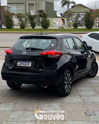 NISSAN-KICKS-2020