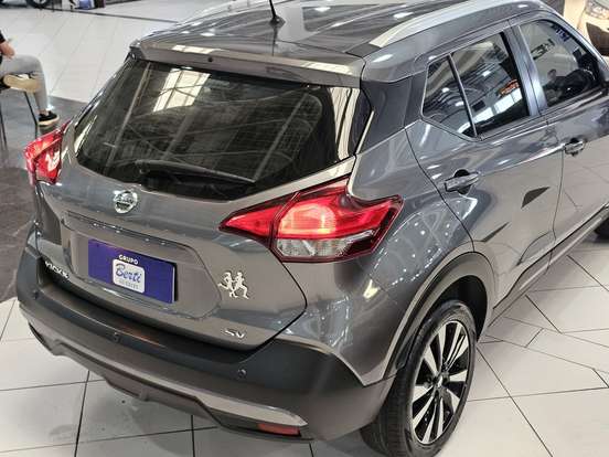NISSAN-KICKS-2020