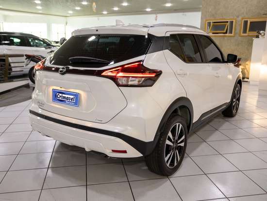 NISSAN-KICKS PLAY-2025