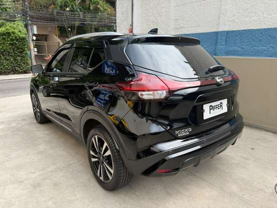 NISSAN-KICKS PLAY-2025