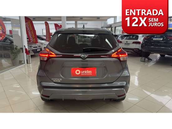 NISSAN-KICKS PLAY-2025
