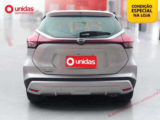 NISSAN-KICKS PLAY-2025