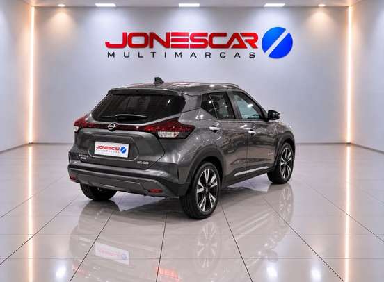 NISSAN-KICKS PLAY-2025