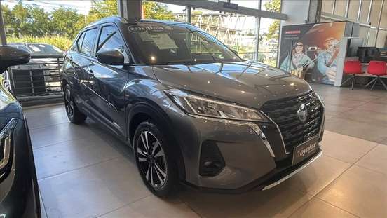 NISSAN-KICKS PLAY-2025