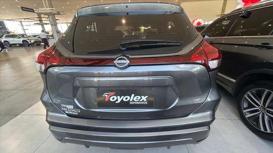NISSAN-KICKS PLAY-2025