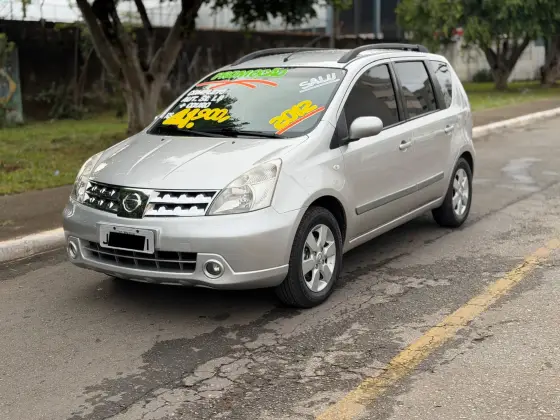 NISSAN LIVINA 1.8 SL 16V FLEX 4P AUTOMÁTICO