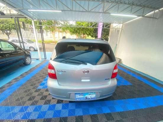 NISSAN-LIVINA-2013