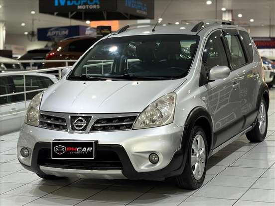 NISSAN-LIVINA-1.8 SL 16V FLEX 4P AUTOMÁTICO NISSAN-LIVINA-2010