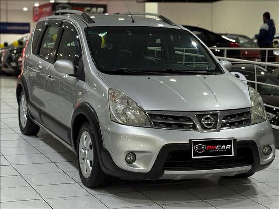 NISSAN-LIVINA-1.8 SL 16V FLEX 4P AUTOMÁTICO NISSAN-LIVINA-2010