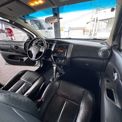 NISSAN-LIVINA-1.8 SL X-GEAR 16V FLEX 4P AUTOMÁTICO NISSAN-LIVINA-2013