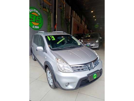 NISSAN-LIVINA-2012
