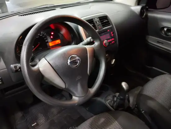 NISSAN-MARCH-2015