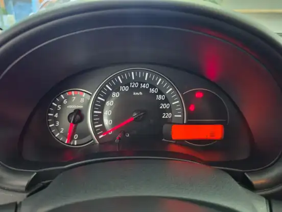 NISSAN-MARCH-2016