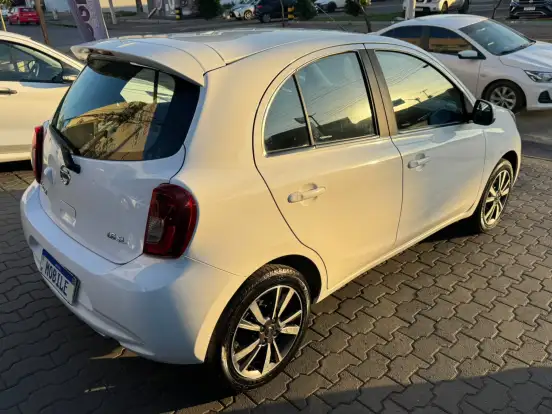 NISSAN-MARCH-2019