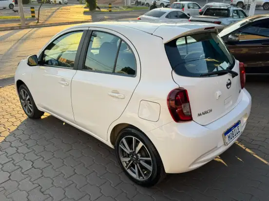 NISSAN-MARCH-1.6 SL 16V FLEXSTART 4P XTRONIC NISSAN-MARCH-2019