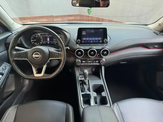 NISSAN-SENTRA-2024